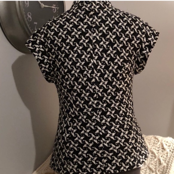 Perfect to finish basic black! - Picture 4 of 8